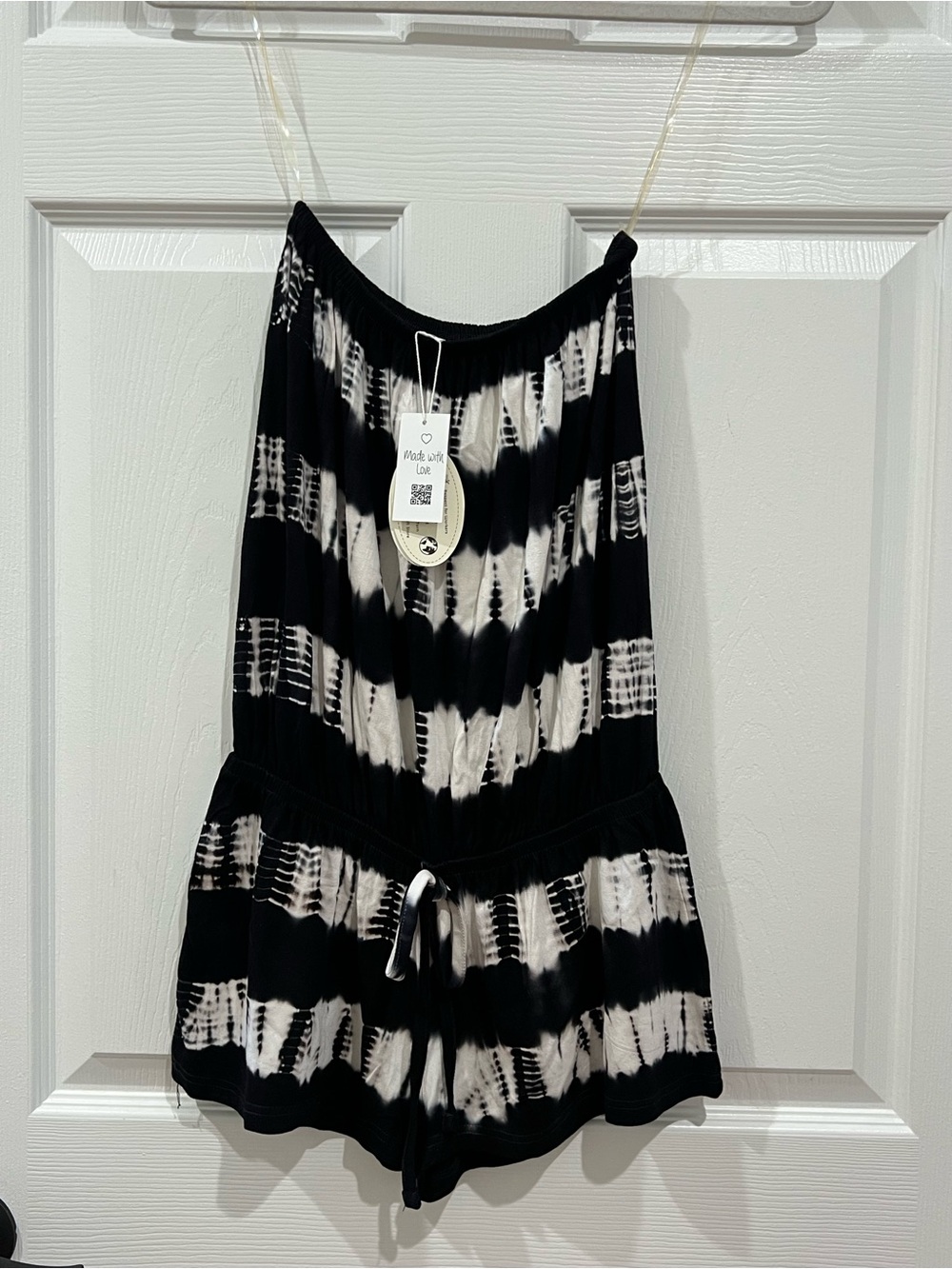 NWT Daisy Island Black & White Tie-Dye Strapless Romper - Size S